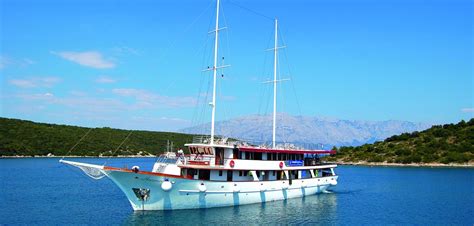 Bike And Boat Tours - Pure Adventures