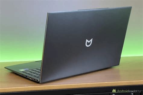 Как включить логотип на крышке ноутбука эпл