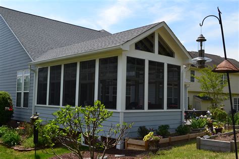 Custom Screened Porch With Eze Breeze Windows Design Ideas