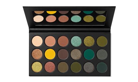 Morphe 18b Makinbank And 18f Talkinflirty Artistry Palettes Chic Moey