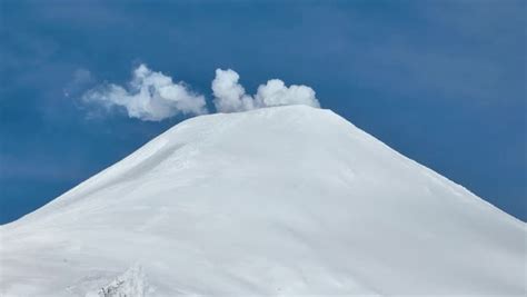 Villarrica Volcano At Pucon In Los Lagos Chile. Volcano Scene. Snow ...