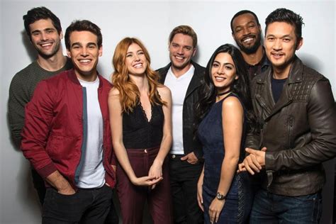 Pin On Shadowhunters Shadowhunters Shadowhunters Cast Shadow Hunters