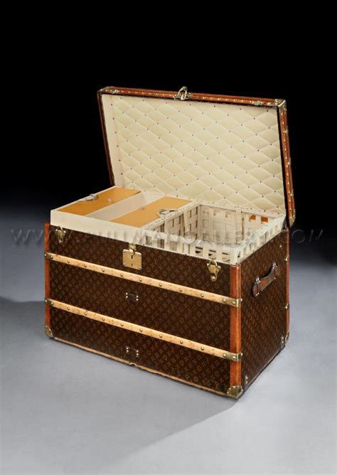 Malle Courier Trunk By Louis Vuitton Louis Vuitton Trunk