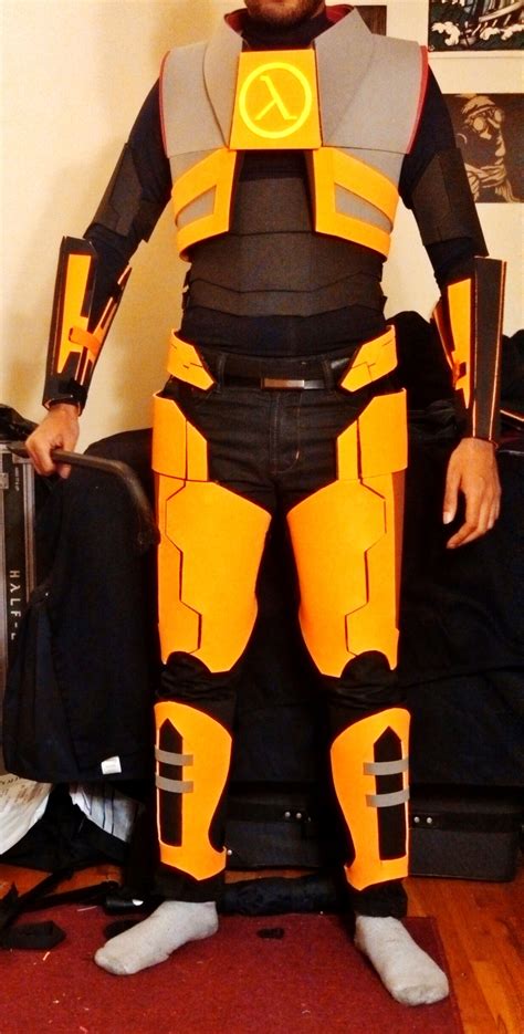 HEV suit Halloween costume: Complete! (build details in comments) : HalfLife