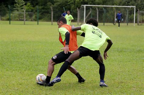 Governo De SC Libera Treinos Coletivos De Futebol E Demais Modalidades