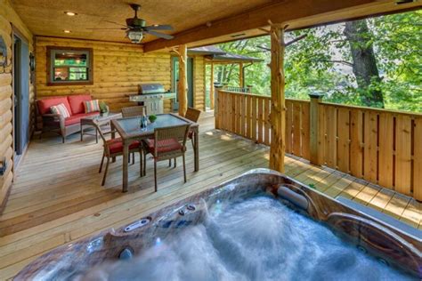 Top Romantic Cabins In Arkansas With Hot Tubs Cabin Trippers