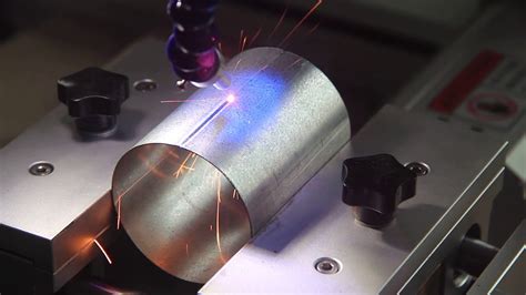 1KW Continuous Laser Welding Machine For Stainless Steel Pipe 2 YouTube