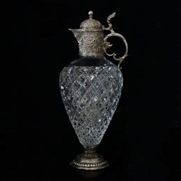 Графины кувшины штофы из хрусталя с декором из литой бронзы с ...