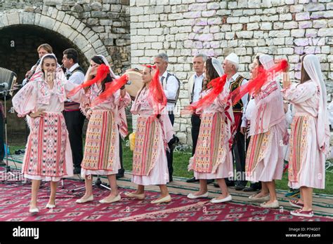 Albanian Traditional Clothing Hi Res Stock Photography And Images Alamy