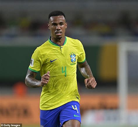 Arsenal S Gabriel Magalhaes Appears To Suffer Injury On Brazil Debut