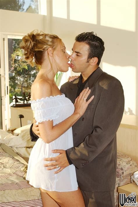 Kinky Pornstar Nicole Sheridan Unveils Her Big Tits And Sits On A Hard Dick CoedCherry