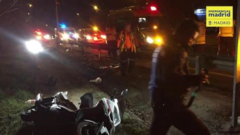 Dos Jóvenes Heridos En Un Accidente De Moto En La M 500