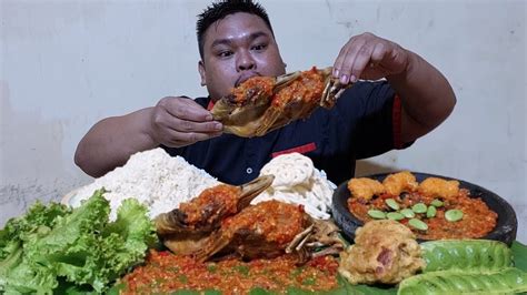 Saur Ke Hantam Bebek Goreng Utuh Mandi Sambal Nugget Geprek Youtube