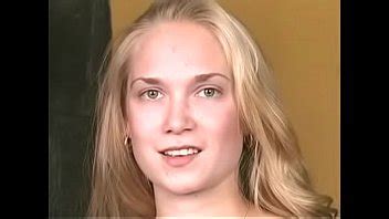 Rubia Se Desnuda Para Abrir El Co O Y El Culo Xvideos