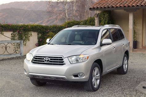 2008 Toyota Highlander Test Drive Review CarGurus