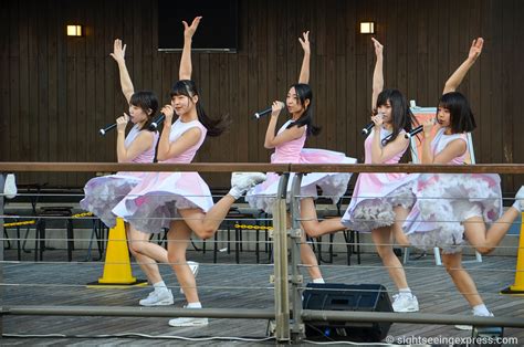 Kamen Joshi Japanese Girl Idols Group Street Performance