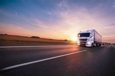 Truck Sunset Stock Photos Royalty Free Truck Sunset Images Depositphotos