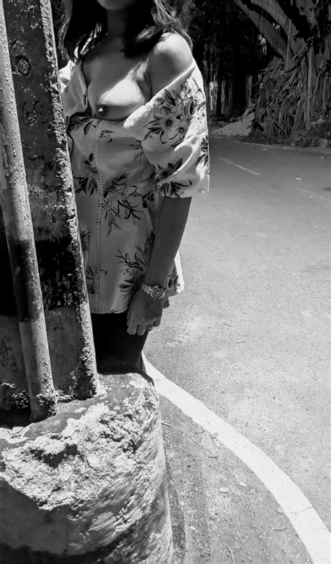 F Elt Horny On The Streets R Igwcouples