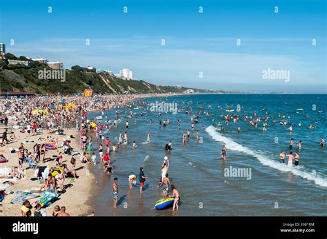 Bournemouth beach hi-res stock photography and images - Alamy