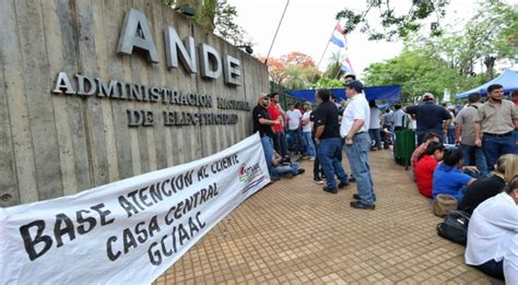 Diario Hoy Presupuesto Senado Da El Aumento A Funcionarios De Ande Y Desactiva Presión