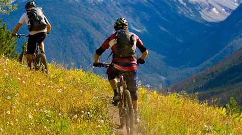 100 Mountain Biking Wallpapers