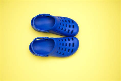 What Are Crocs Made Of 3 Best Materials Brands Details