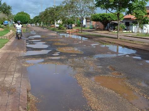 G1 Moradores de bairro de Cacoal RO reclamam de esgoto a céu aberto