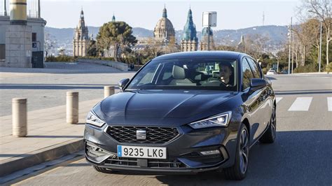 Problemas Comunes de los Coches Híbridos y Cómo Prevenirlos