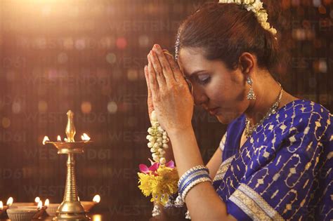 Hindu Praying Images