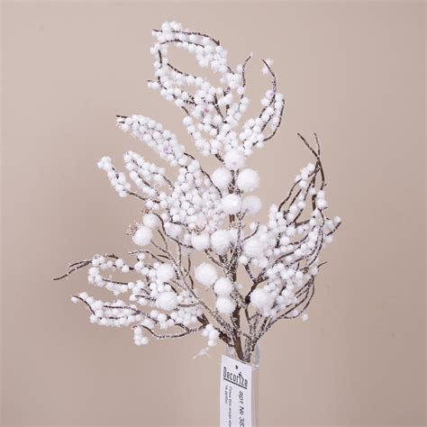 Искусственные ветки с белыми ягодами купить. Новогодняя ветка Украина.