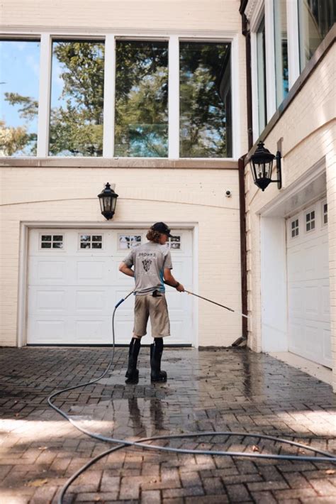 What Is The Process For Pressure Washing Vinyl Siding