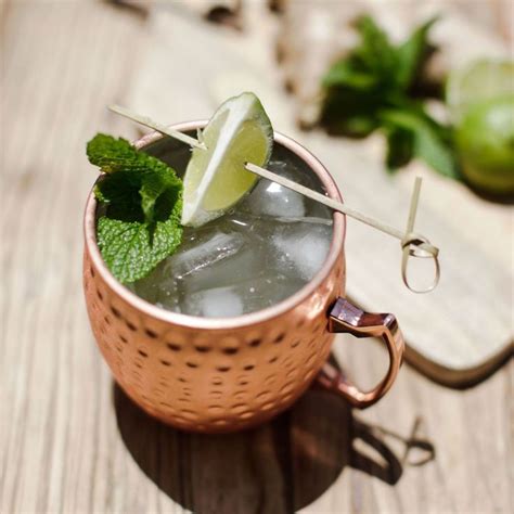 How To Make A Moscow Mule Like A Pro Cocktail Moscow Mule Moscow