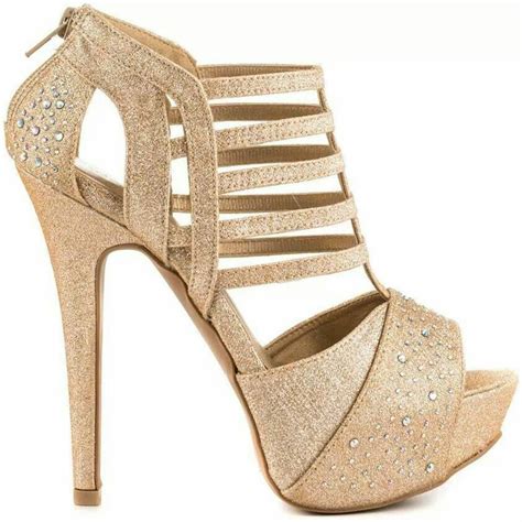 Nice Nude With Bling