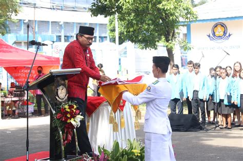 Rektor UKI Minta Generasi Muda Bekali Diri Dengan Wawasan Kebangsaan