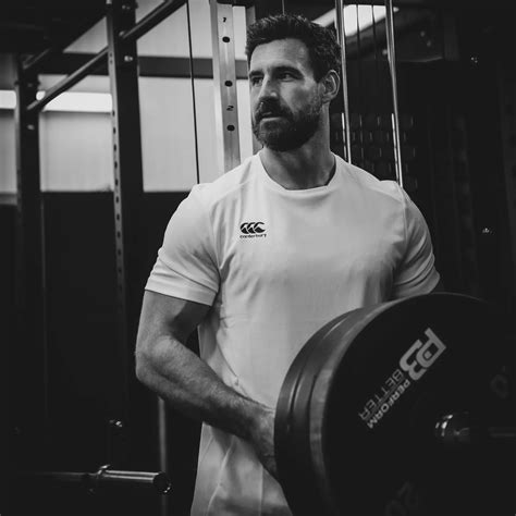 how to gain muscle during a cut 11