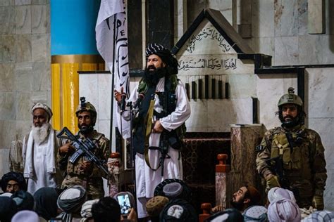 Taliban Mocks America in Video Showing Its Fighters Wearing US Uniforms ...