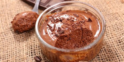 La recette très simple et rapide de la mousse au chocolat avec de l eau