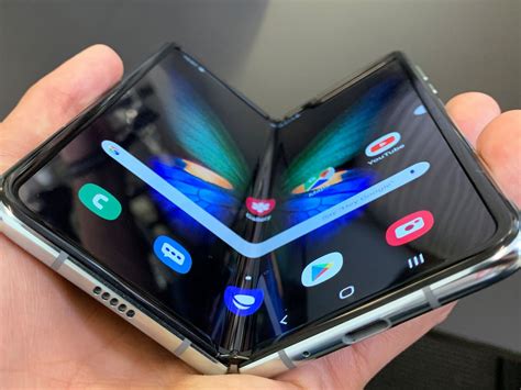 Galaxy Fold And Co Sind Klapp Smartphones Die Zukunft Teltarif De News