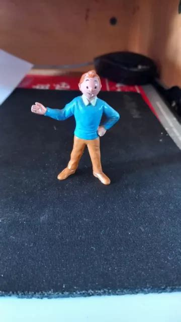 Figurine Pvc Belvison Esso Tintin Kuifje Herge Tintin Saluant