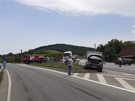 Ziua de Cluj Accident pe un drum din Cluj Impact între un TIR și o