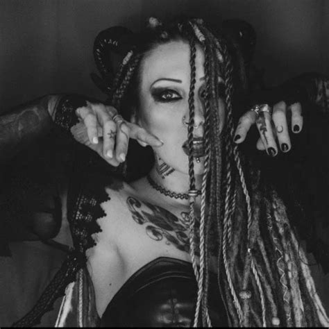 Slave S Control Hot Brunette Thalya In Facesitting Scene Hardcore Porn Feat Marta Katze