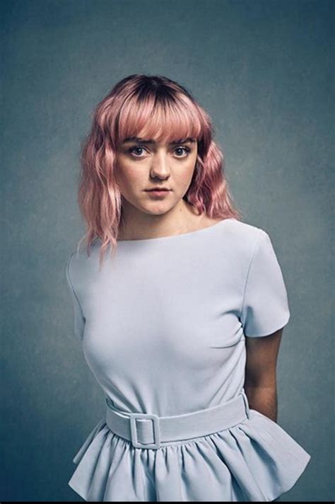 Love her with pink hair : r/maisiewilliams