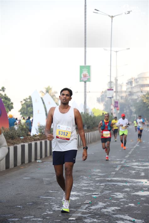 Mumbai Marathon ‘23 - Took us 5 years :) — Pondi Express