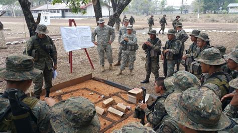 Florida Army National Guard shares experience with Central America ...