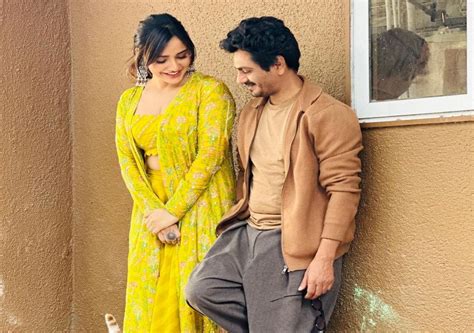 Nawazuddin Siddiqui And Neha Sharma Make A Good Couple Netizens Advise