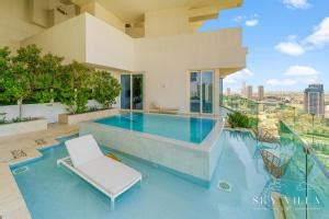 Five Jumeirah Village - Luxury Sky Villa Private Pool, Dubai, UAE - Booking.com