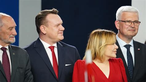 Pis Wygrywa Wybory Parlamentarne Tvp Info