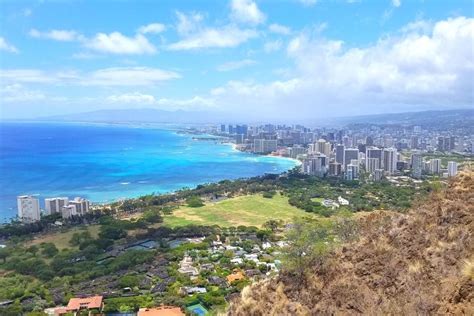 Is Oahu's Diamond Head Hike Worth It? Views vs Crowds | Means To Explore