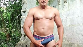 YURI GAÚCHO ALIVIANDO O TESÃO DA PICA XVIDEOS