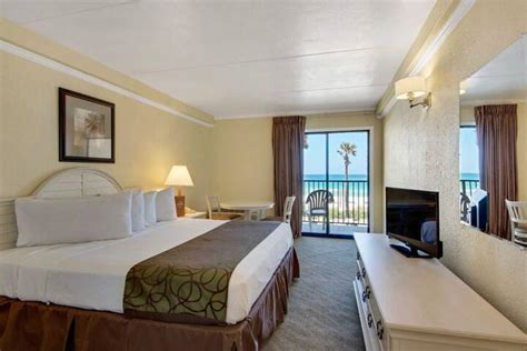 Ramada by Wyndham Panama City Beach / Beachfront Panama City Beach ...